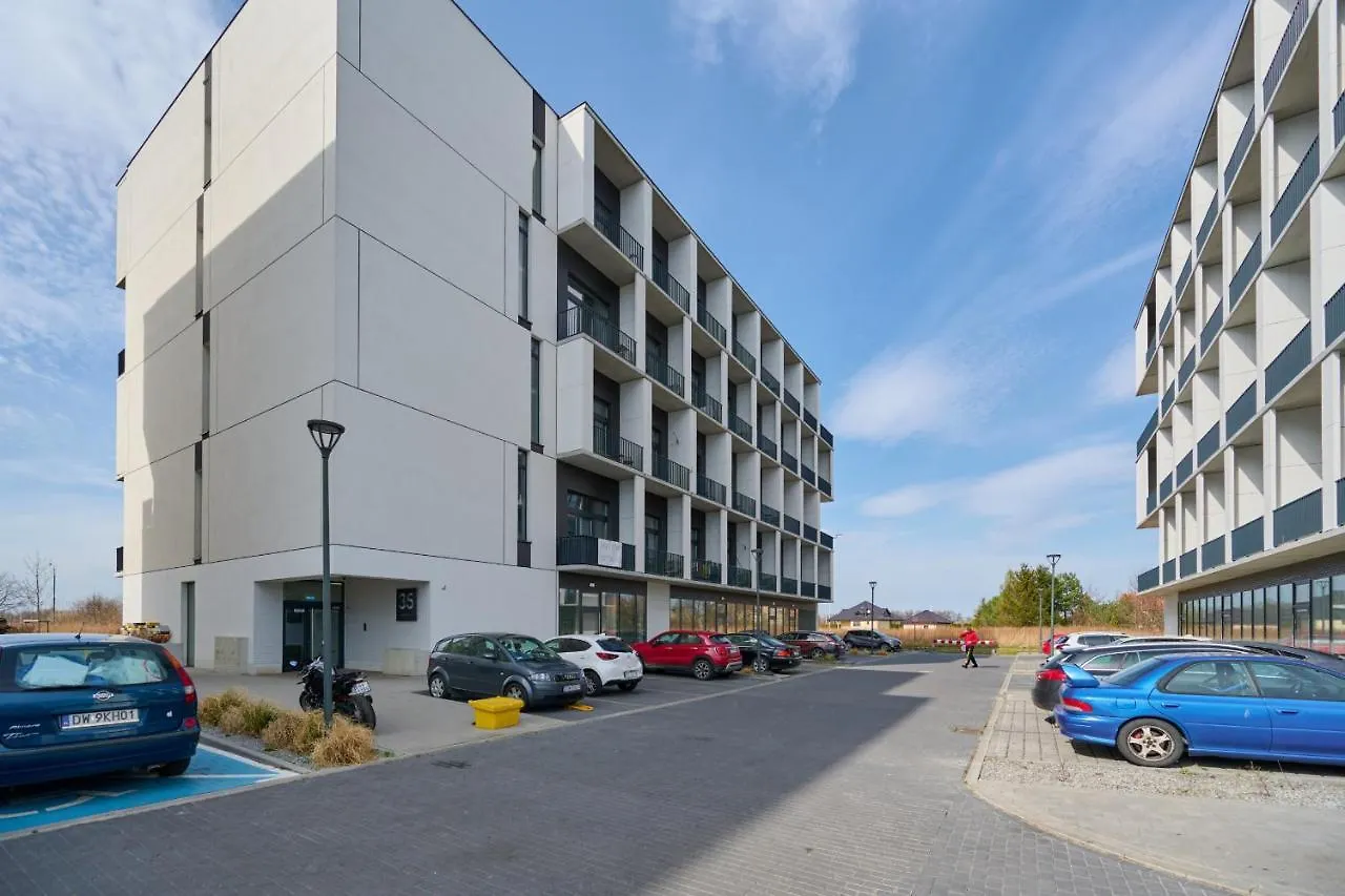 Airport Studio Zarembowicza By Noclegi Renters Wrocław
